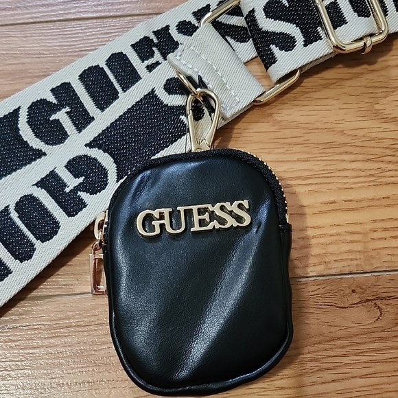 Guess Black and White Key Card Holder - Picture 2 of 5